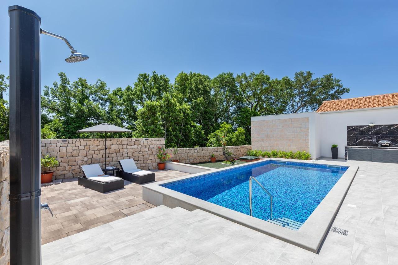 Apartment Holiday Home Doma, Cilipi Near Dubrovnik Екстер'єр фото