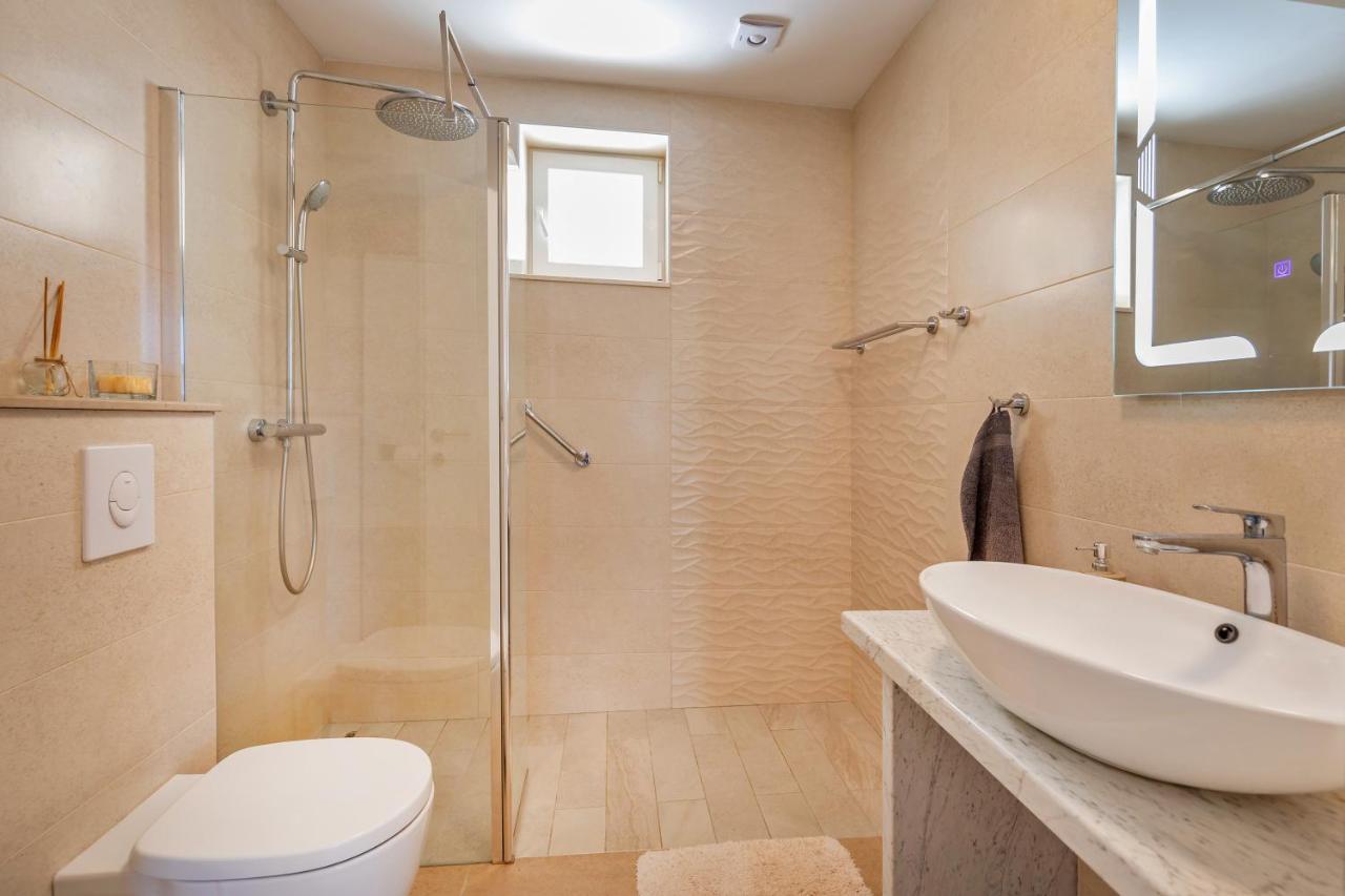 Apartment Holiday Home Doma, Cilipi Near Dubrovnik Екстер'єр фото