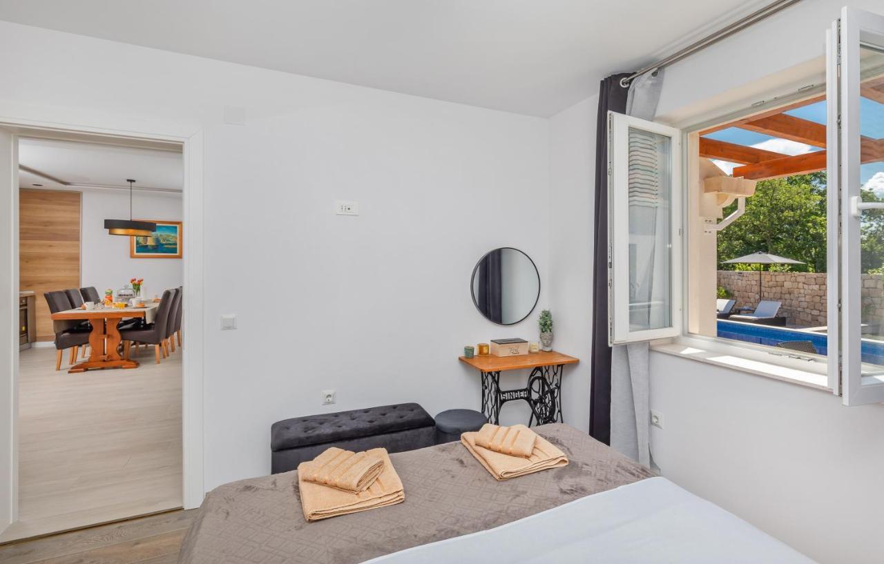 Apartment Holiday Home Doma, Cilipi Near Dubrovnik Екстер'єр фото