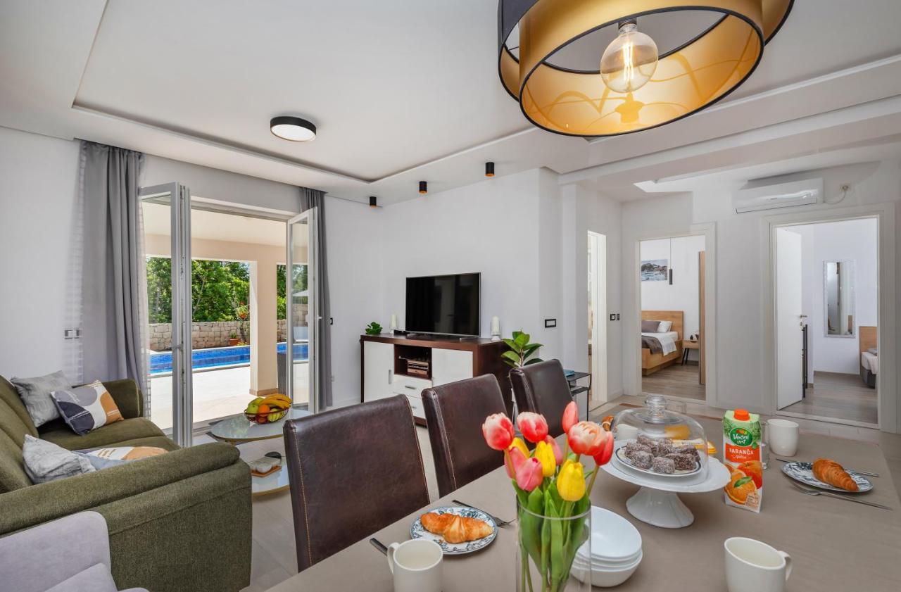 Apartment Holiday Home Doma, Cilipi Near Dubrovnik Екстер'єр фото